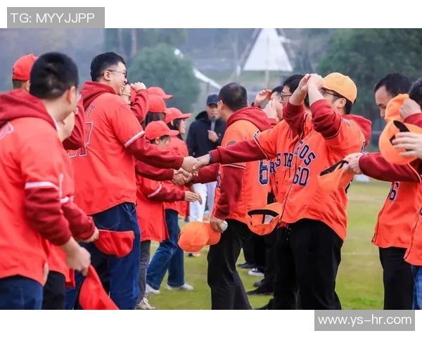 精彩纷呈的年会节目足球盛宴助力团队凝聚力与激情四射的团结合作